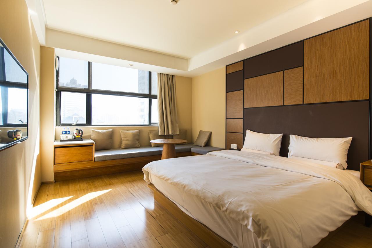Ji Hotel Shanghai The Bund Tiantong Road Bagian luar foto